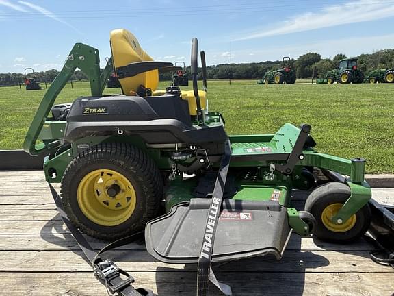 Image of John Deere Z735E Primary image
