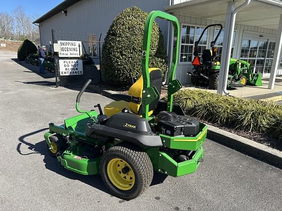 Image of John Deere Z735M equipment image 3