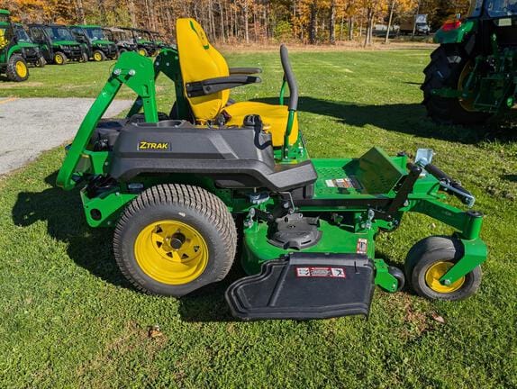 Main image John Deere Z735M