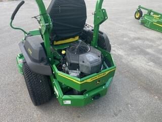 Image of John Deere Z735M equipment image 4