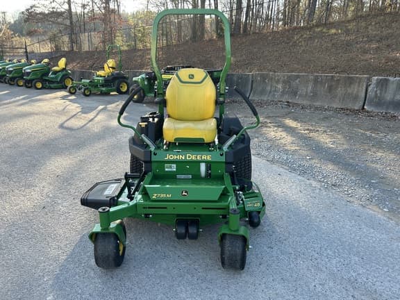 Image of John Deere Z735M equipment image 1