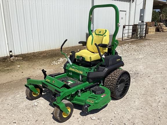 Image of John Deere Z740R equipment image 1