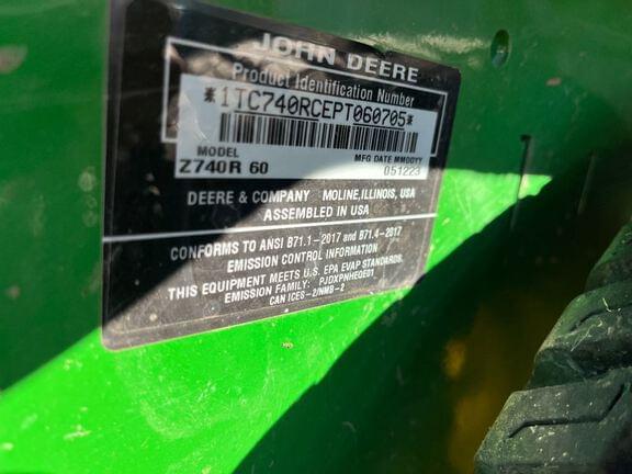 Image of John Deere Z740R equipment image 4