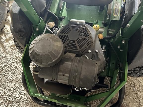 Image of John Deere Z740R equipment image 4