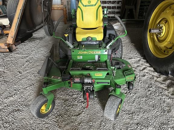 Image of John Deere Z740R equipment image 1