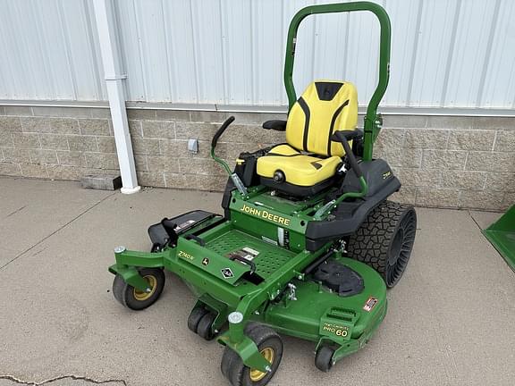 Image of John Deere Z740R equipment image 1