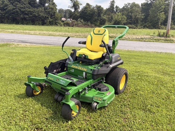 2023 John Deere Z740R Equipment Image0
