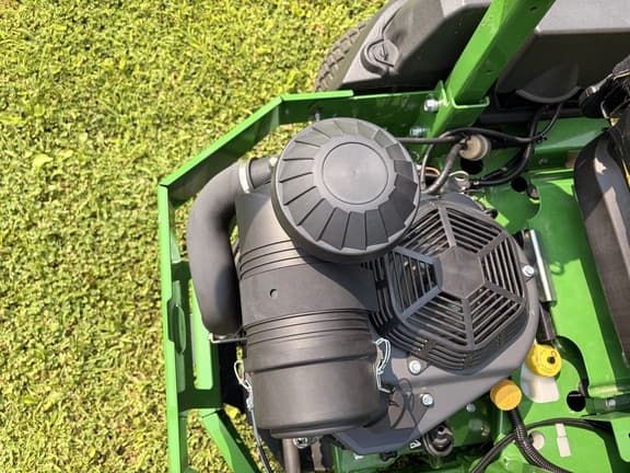 Image of John Deere Z740R equipment image 3