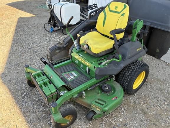 Image of John Deere Z760R Primary image