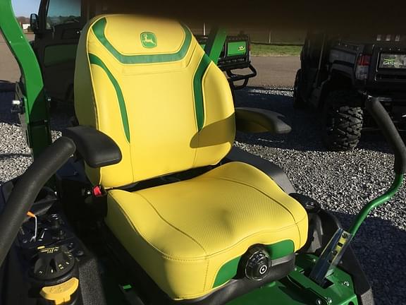 Image of John Deere Z760R equipment image 4