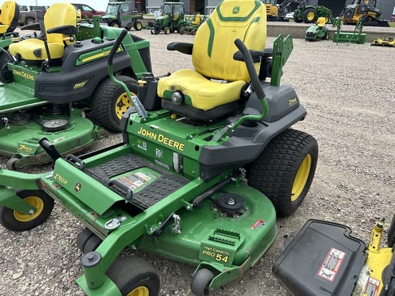 2023 John Deere Z760R Equipment Image0