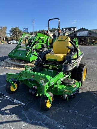 2023 John Deere Z915E Equipment Image0