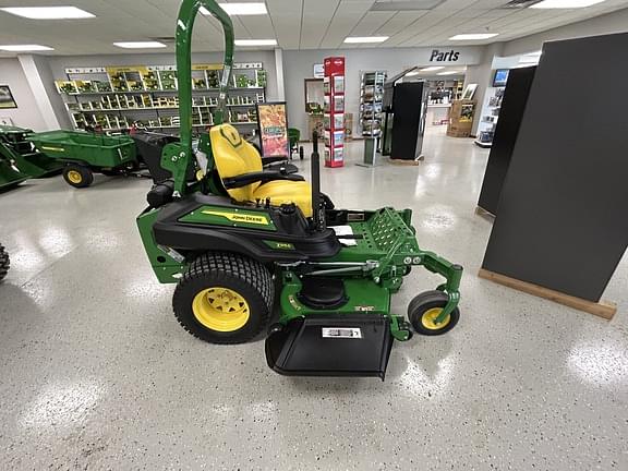 Image of John Deere Z915E equipment image 1