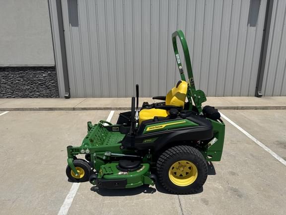 Image of John Deere Z915E equipment image 1