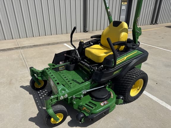Image of John Deere Z915E equipment image 2