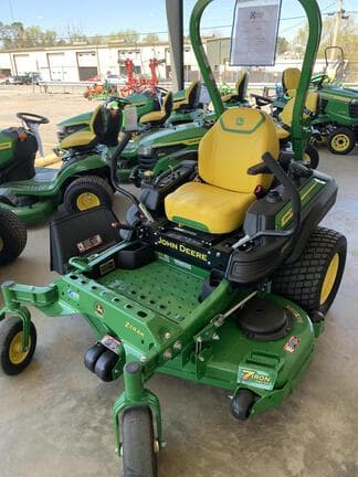 Main image John Deere Z915E