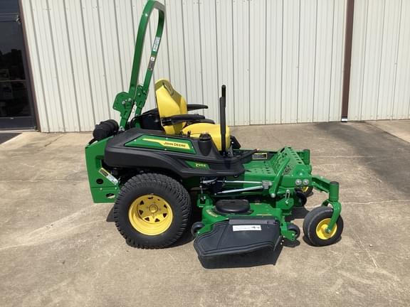 Image of John Deere Z915E equipment image 1