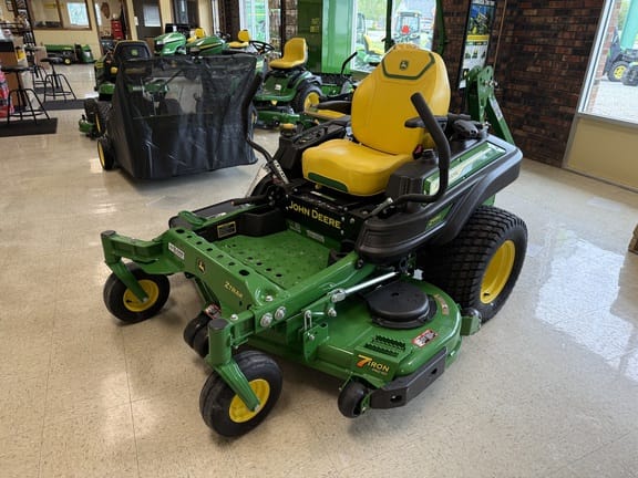 2023 John Deere Z915E Equipment Image0