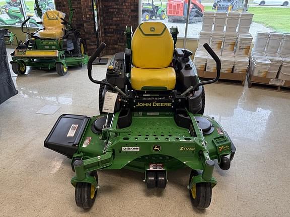 Image of John Deere Z915E equipment image 2