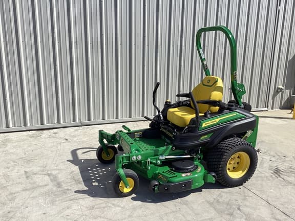 Image of John Deere Z915E equipment image 1