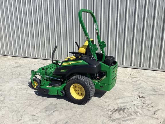 Image of John Deere Z915E equipment image 2