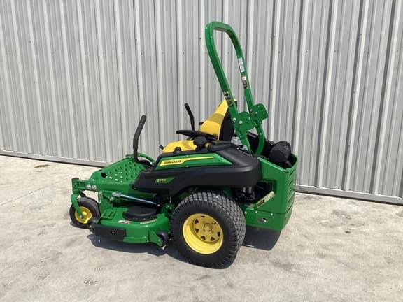 Image of John Deere Z915E equipment image 2