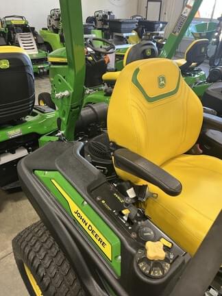 Image of John Deere Z915E equipment image 3