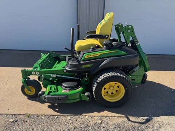 2023 John Deere Z920M Equipment Image0