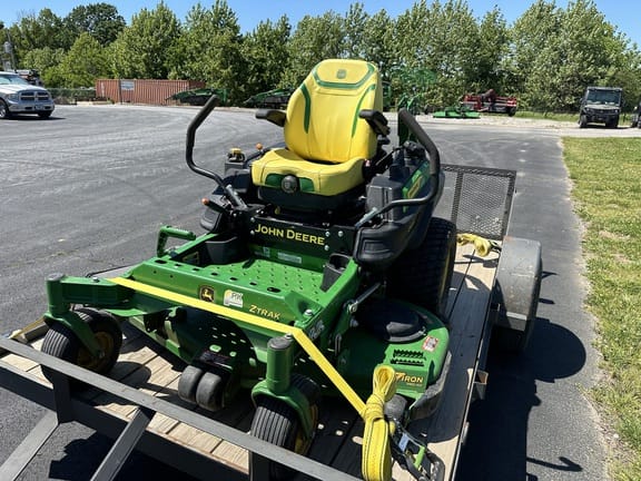 2023 John Deere Z920M Equipment Image0