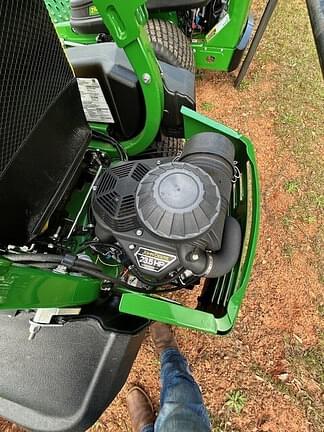 Image of John Deere Z920M equipment image 3