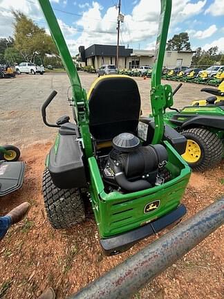 Image of John Deere Z920M equipment image 4