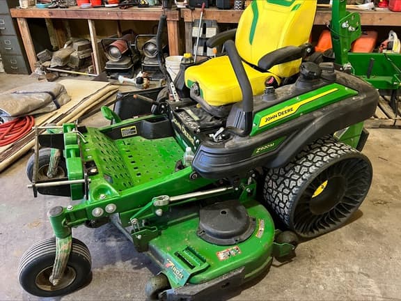 Image of John Deere Z920M Image 1