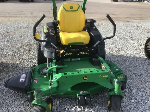 Image of John Deere Z920M equipment image 1