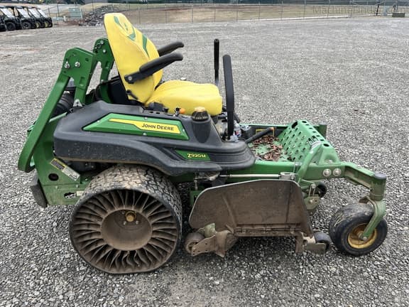 Image of John Deere Z920M equipment image 2