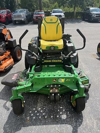 Image of John Deere Z920M equipment image 1