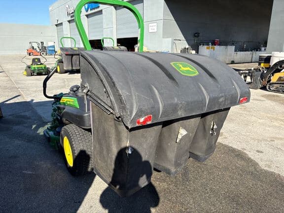 Image of John Deere Z920M equipment image 2