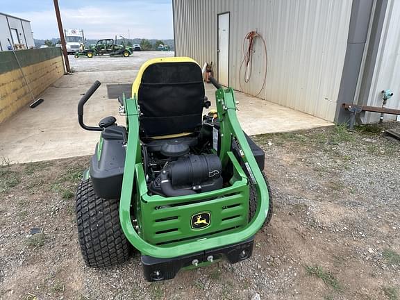 Image of John Deere Z920M equipment image 1