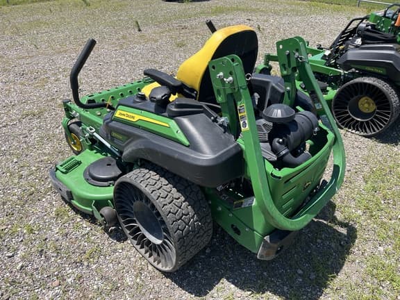 Image of John Deere Z920M equipment image 3