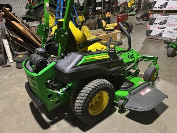 Image of John Deere Z920M equipment image 2