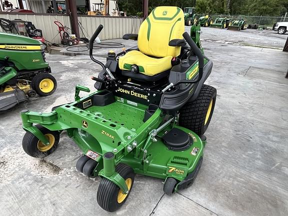 Image of John Deere Z920M equipment image 1