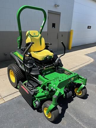 Image of John Deere Z920M equipment image 1