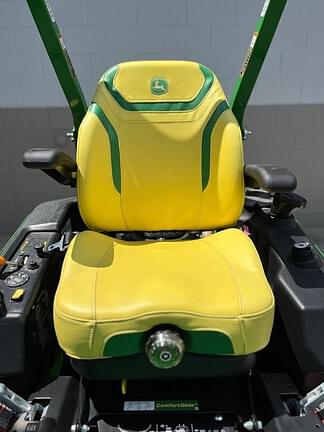 Image of John Deere Z920M equipment image 4