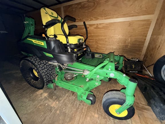 2023 John Deere Z920M Equipment Image0