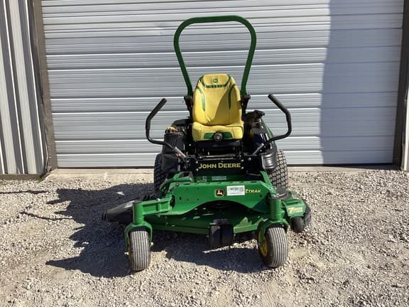 Image of John Deere Z920M equipment image 2