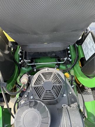 Image of John Deere Z920M equipment image 4