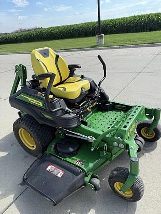 Image of John Deere Z920M equipment image 1