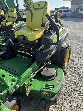 Image of John Deere Z920M equipment image 1