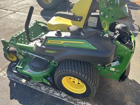 Image of John Deere Z920M equipment image 3