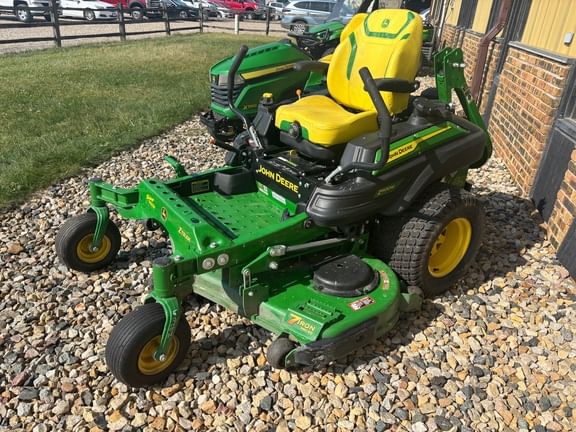 2023 John Deere Z920M Equipment Image0
