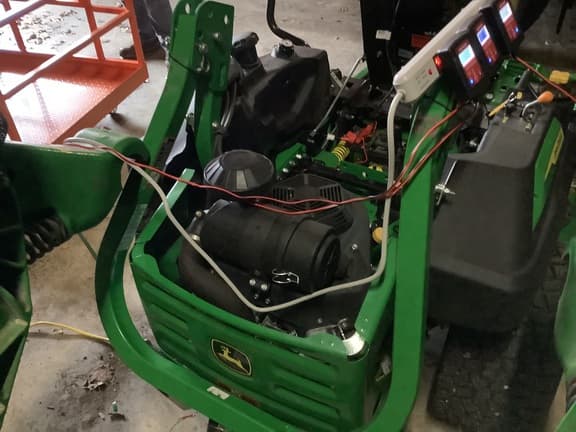 Image of John Deere Z920M equipment image 3